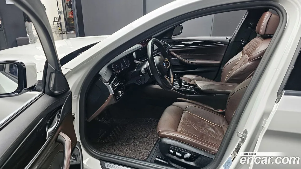 BMW 5-Series 2022 из KR, фото 10