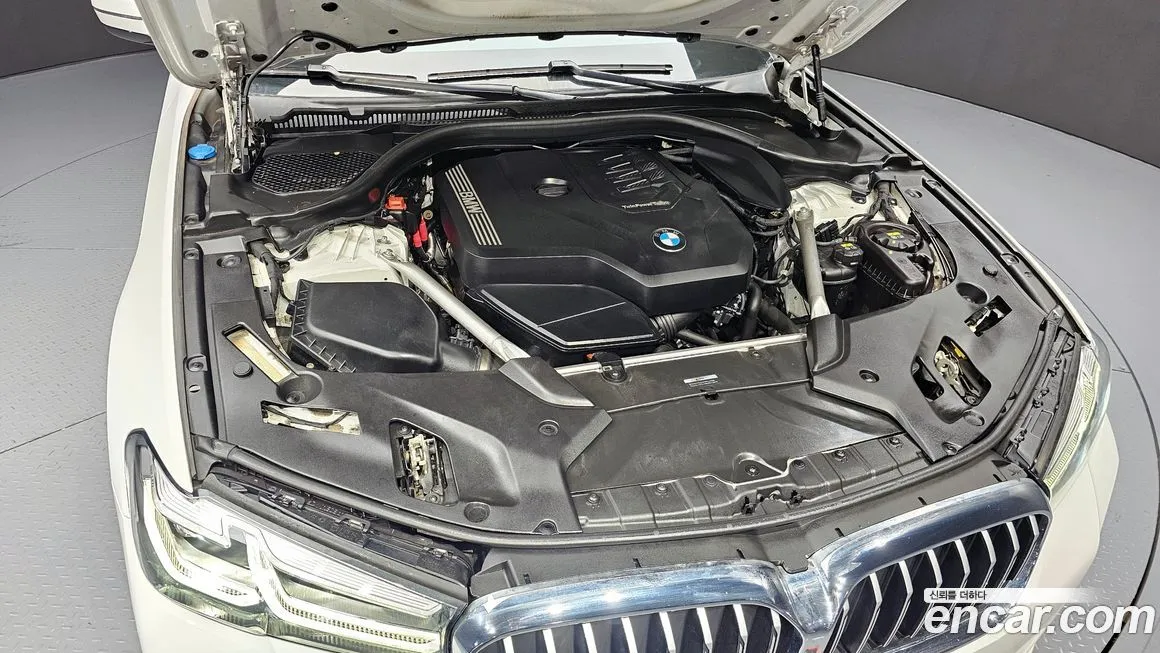 BMW 5-Series 2022 из KR, фото 4