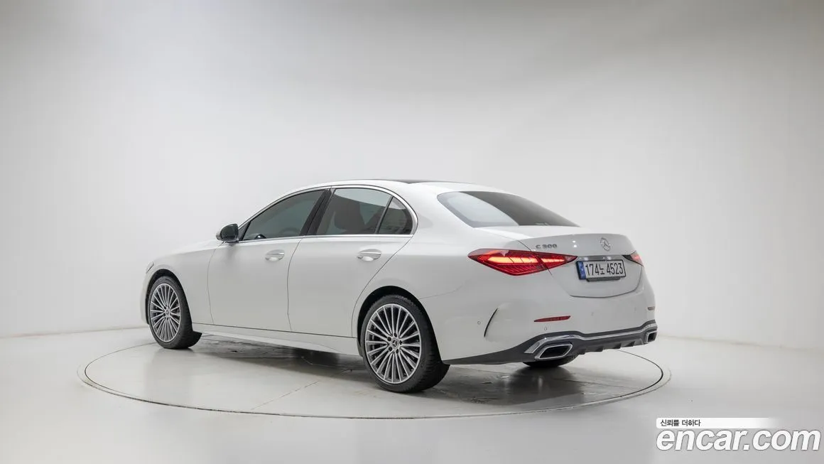 Mercedes-Benz C-Class 2022 из KR, фото 2