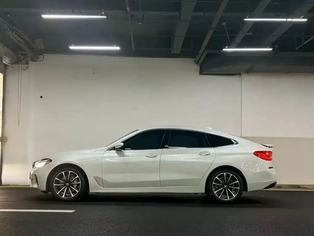 BMW 6 Series GT 2023 из CN, фото 5