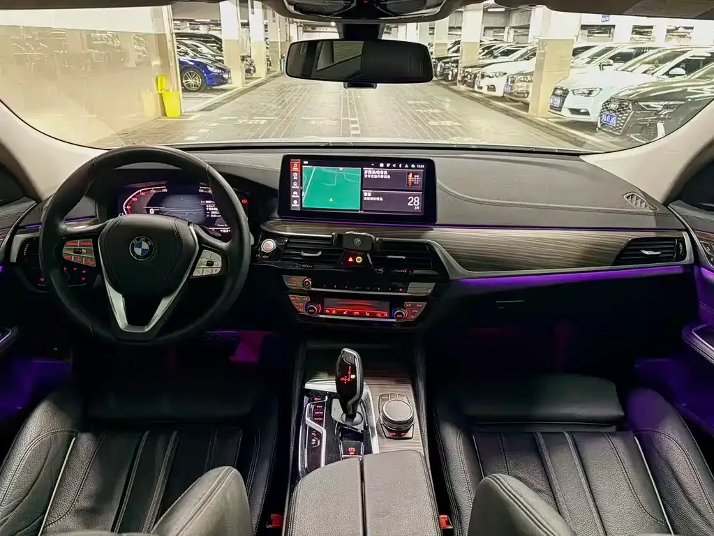 BMW 6 Series GT 2023 из CN, фото 9
