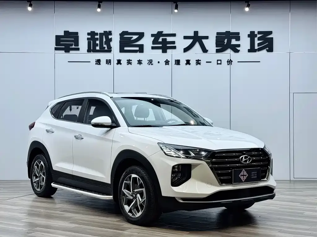 Hyundai Tucson — фото 5