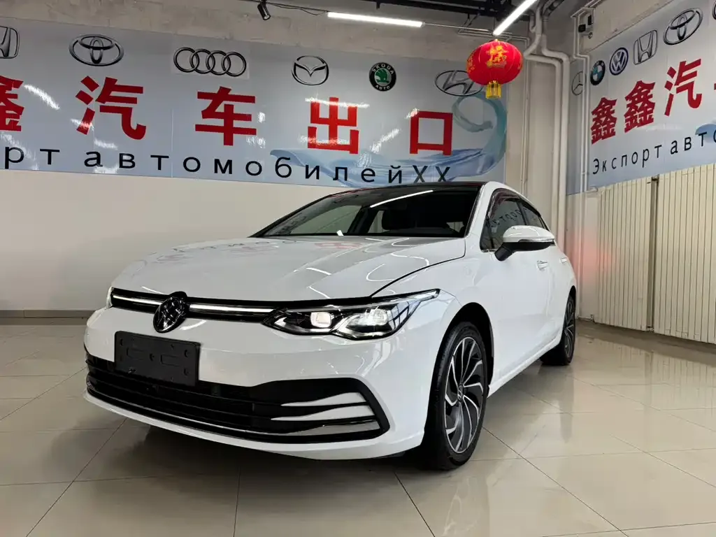 Volkswagen Golf 2022 из CN, фото 1