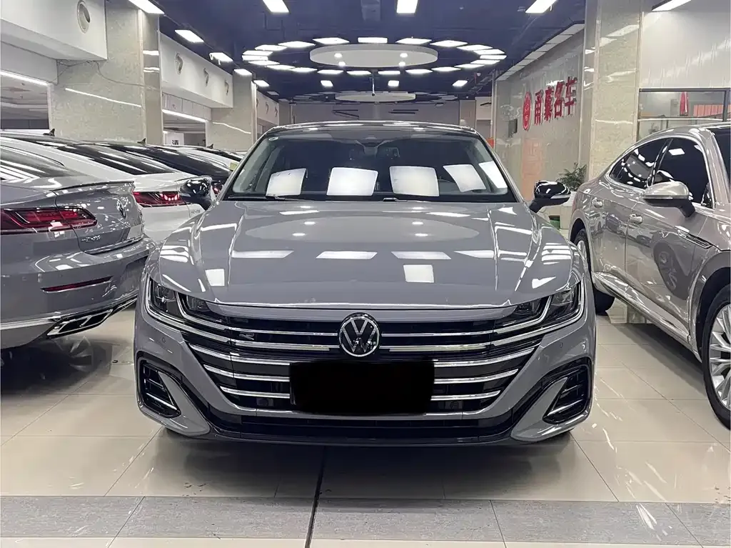 Volkswagen CC 2024 из CN, фото 5