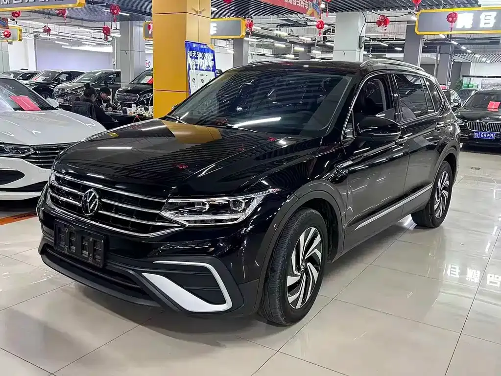 Volkswagen Tiguan L 2023 из CN, фото 1