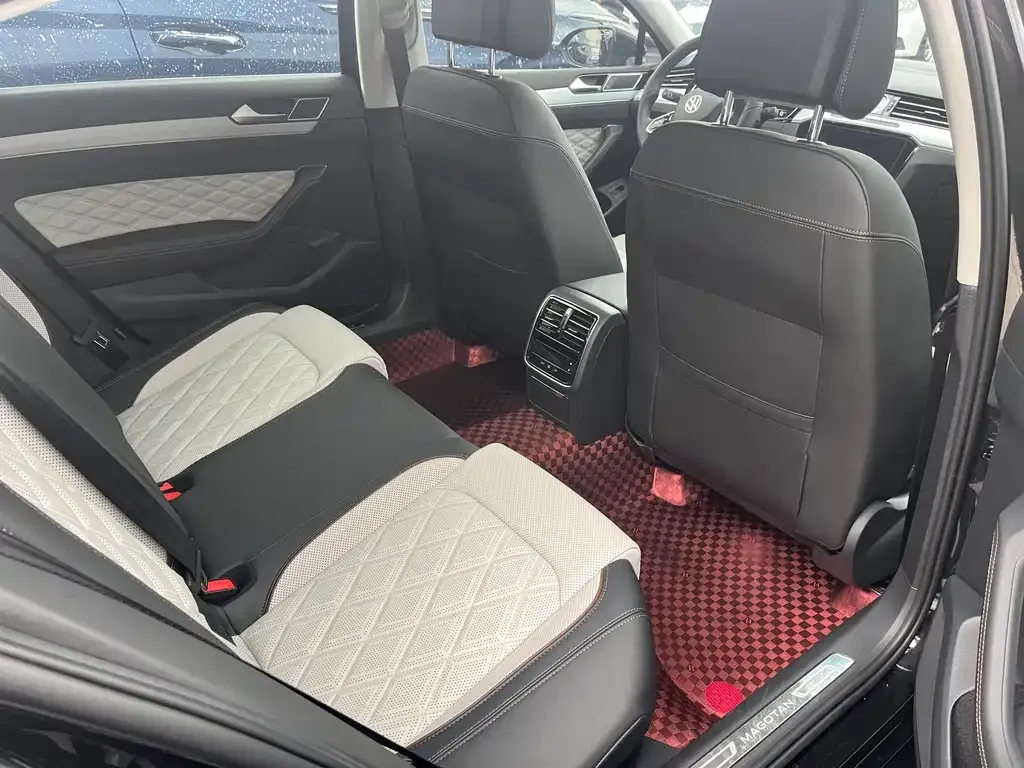 Volkswagen Magotan 2025 из CN, фото 10