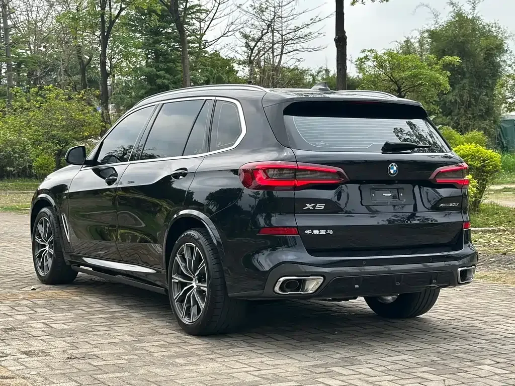 BMW X5 — фото 2