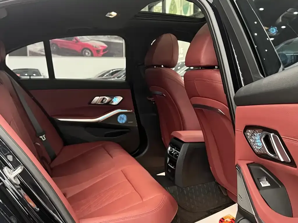 BMW 3 Series — фото 10