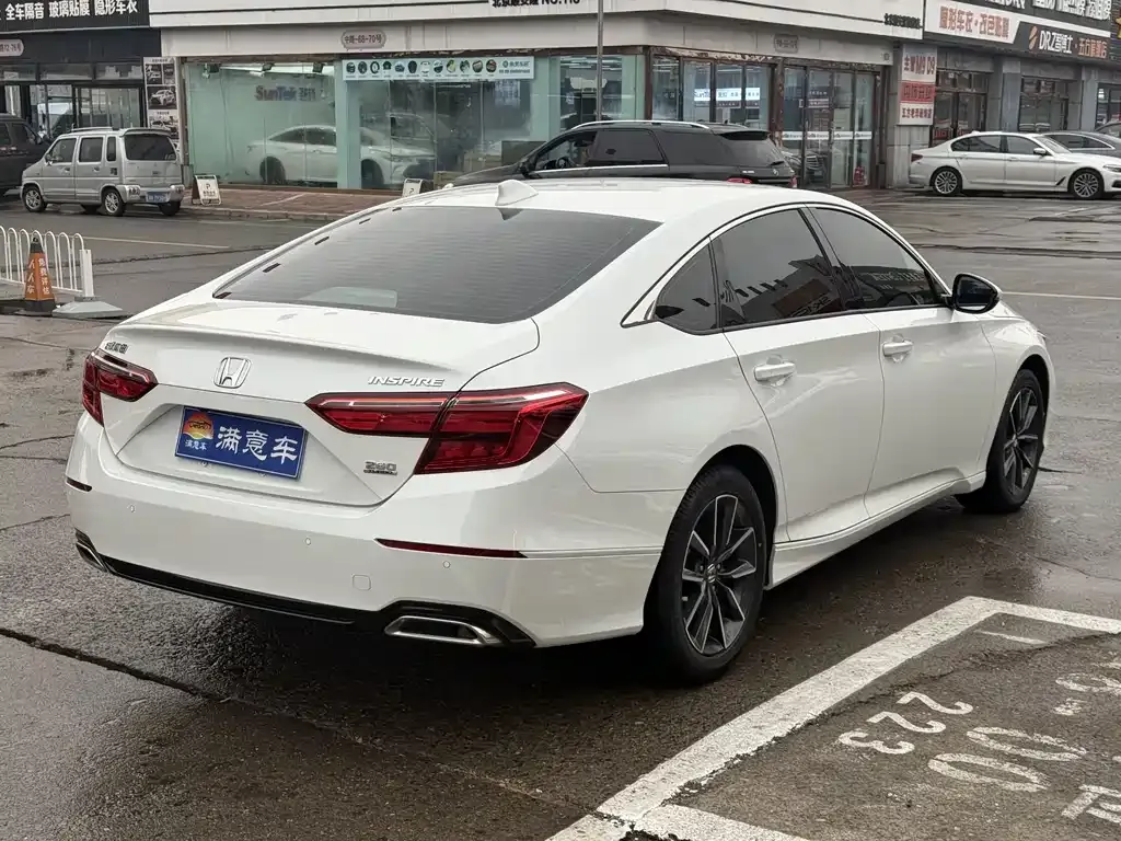 Honda Inspire — фото 10