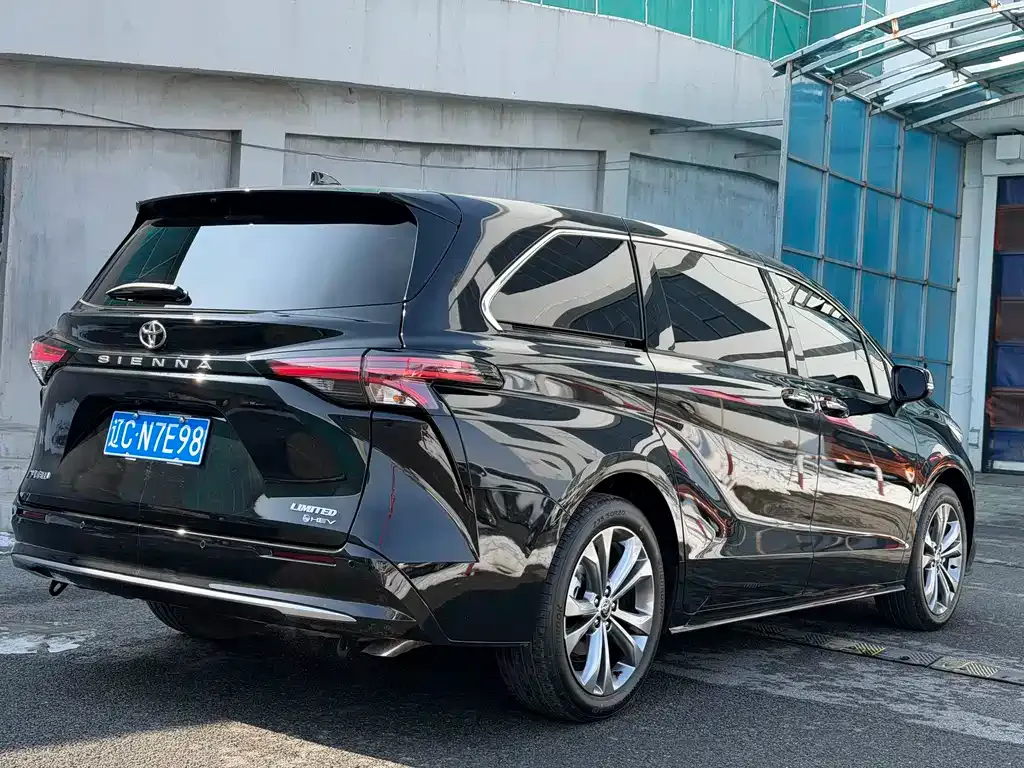 Toyota Sienna 2026 из CN, фото 4
