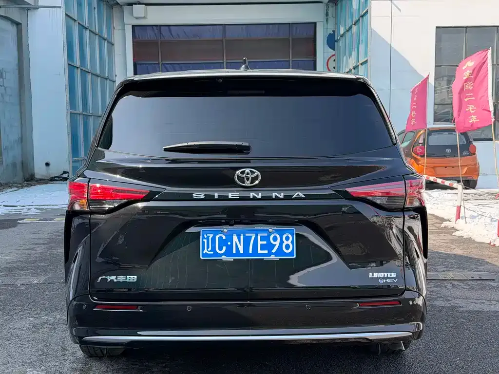 Toyota Sienna 2026 из CN, фото 8