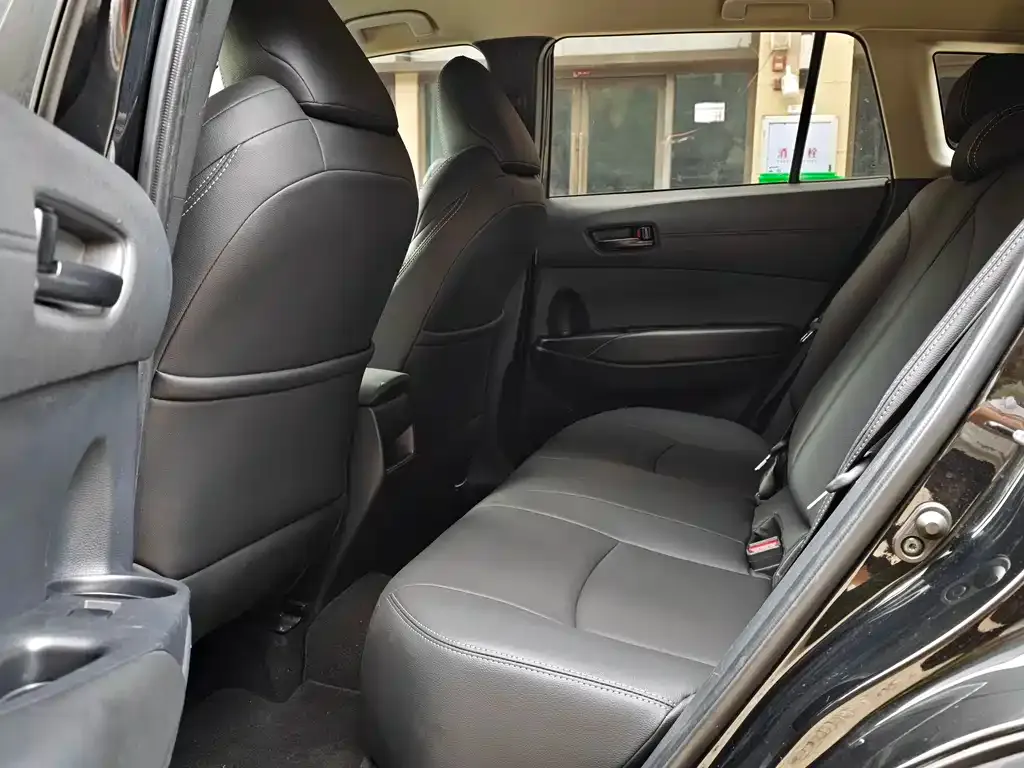 Toyota Frontlander 2023 из CN, фото 2