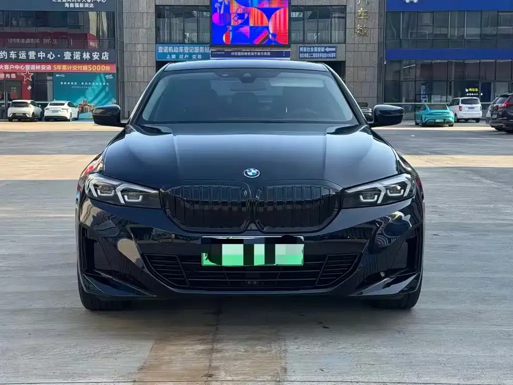 BMW i3 — фото 3