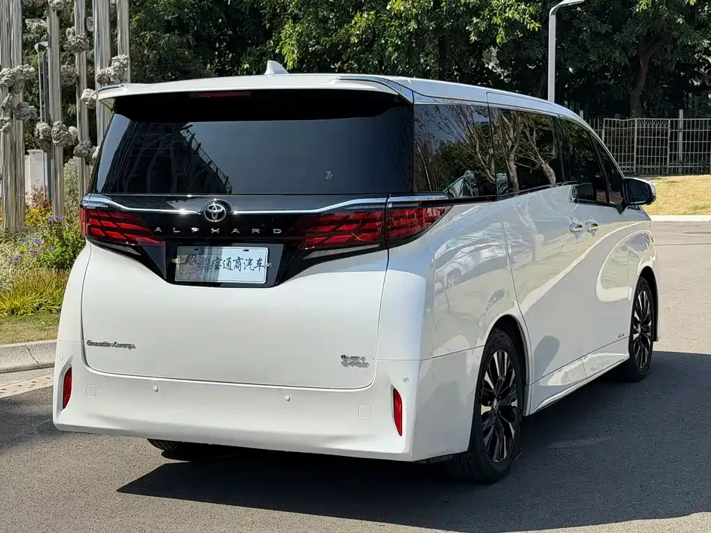 Toyota Alphard 2025 из CN, фото 5