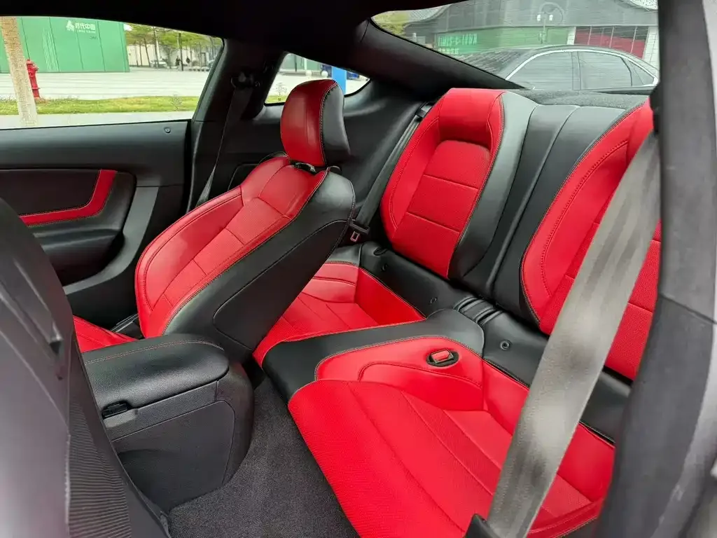 Ford Mustang 2021 из CN, фото 9