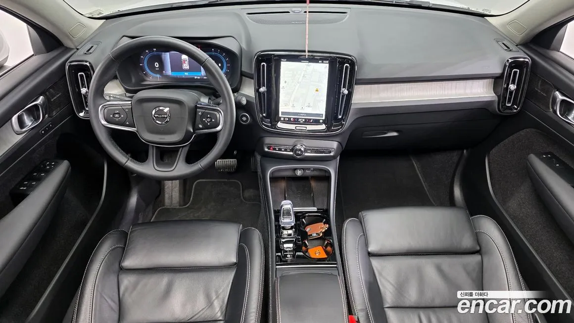 Volvo XC40 2023 из KR, фото 7