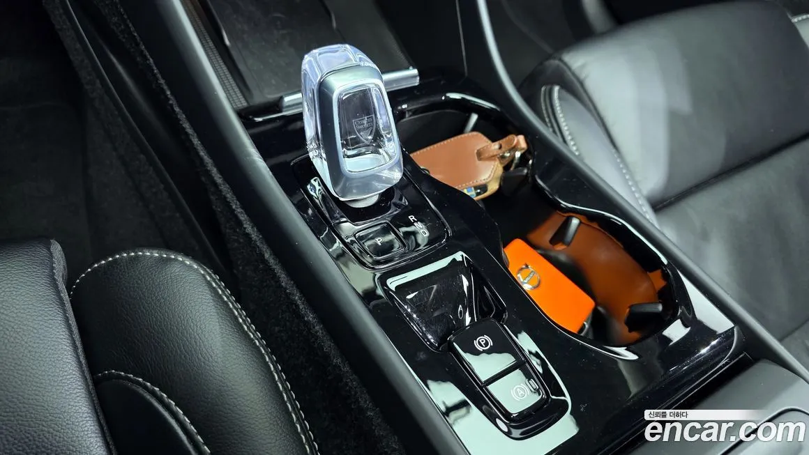 Volvo XC40 2023 из KR, фото 5