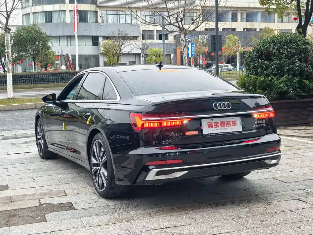 Audi A6L 2025 из CN, фото 7