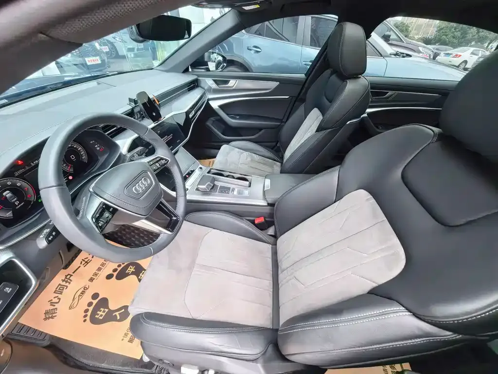 Audi A6L 2025 из CN, фото 2