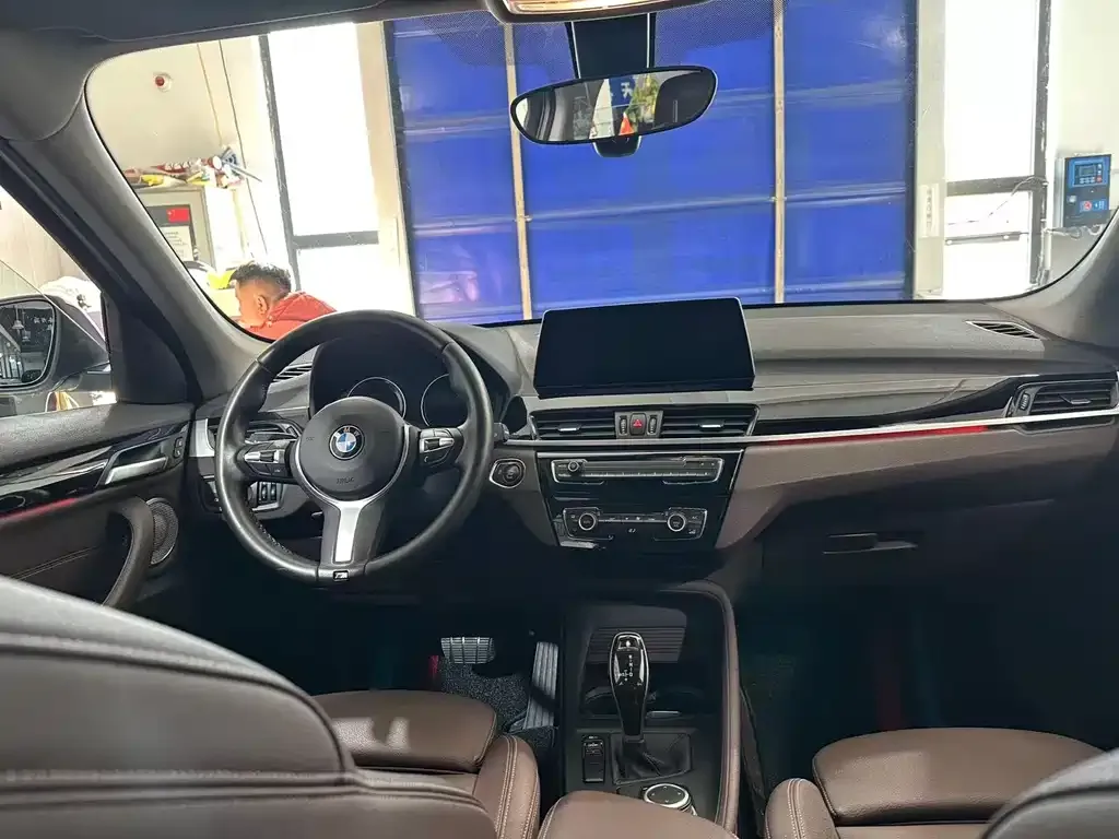 BMW X1 2021 из CN, фото 10