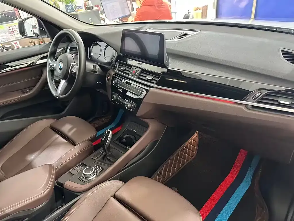 BMW X1 2021 из CN, фото 3