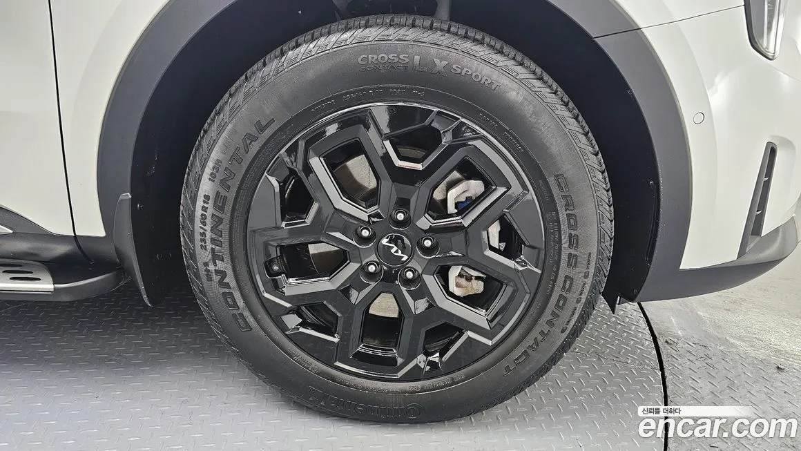 Kia Sorento — фото 9