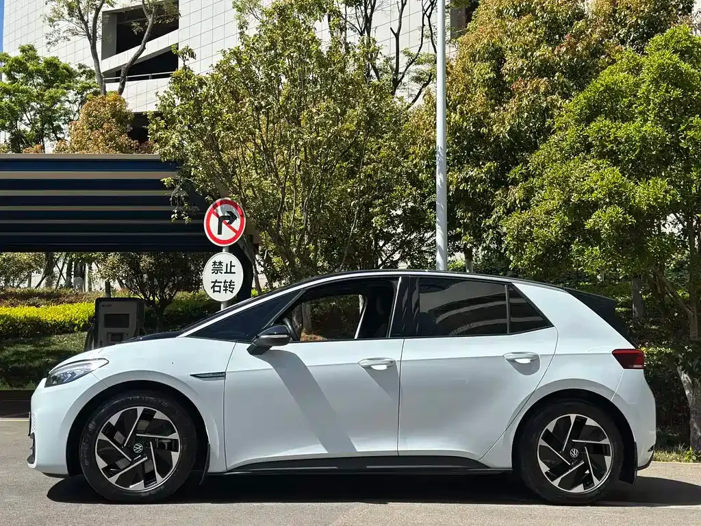 Volkswagen ID.3 2023 из CN, фото 10