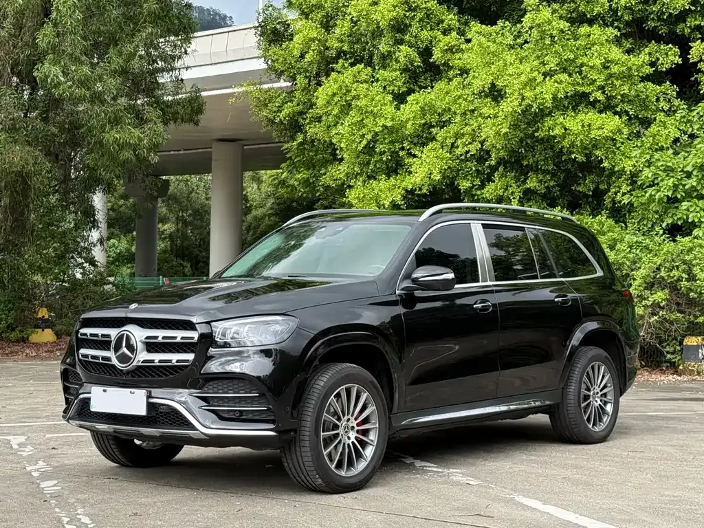 Mercedes-Benz GLS — фото 1