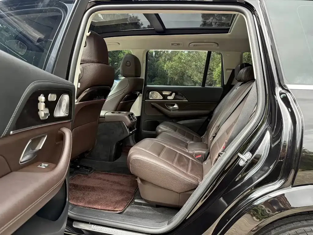 Mercedes-Benz GLS — фото 4