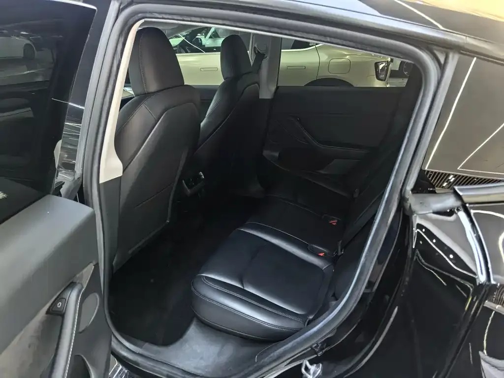 Tesla Model Y 2022 из CN, фото 6