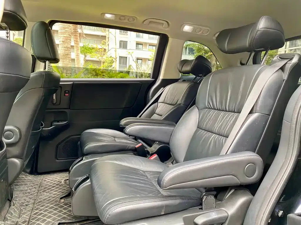 Honda Odyssey 2021 из CN, фото 3