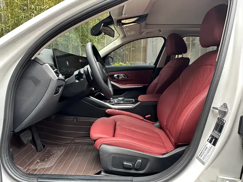 BMW 3 Series 2024 из CN, фото 5