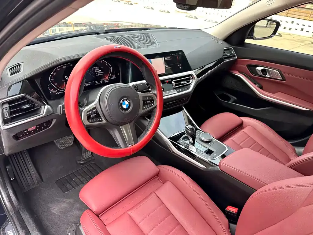 BMW 3 Series 2021 из CN, фото 8