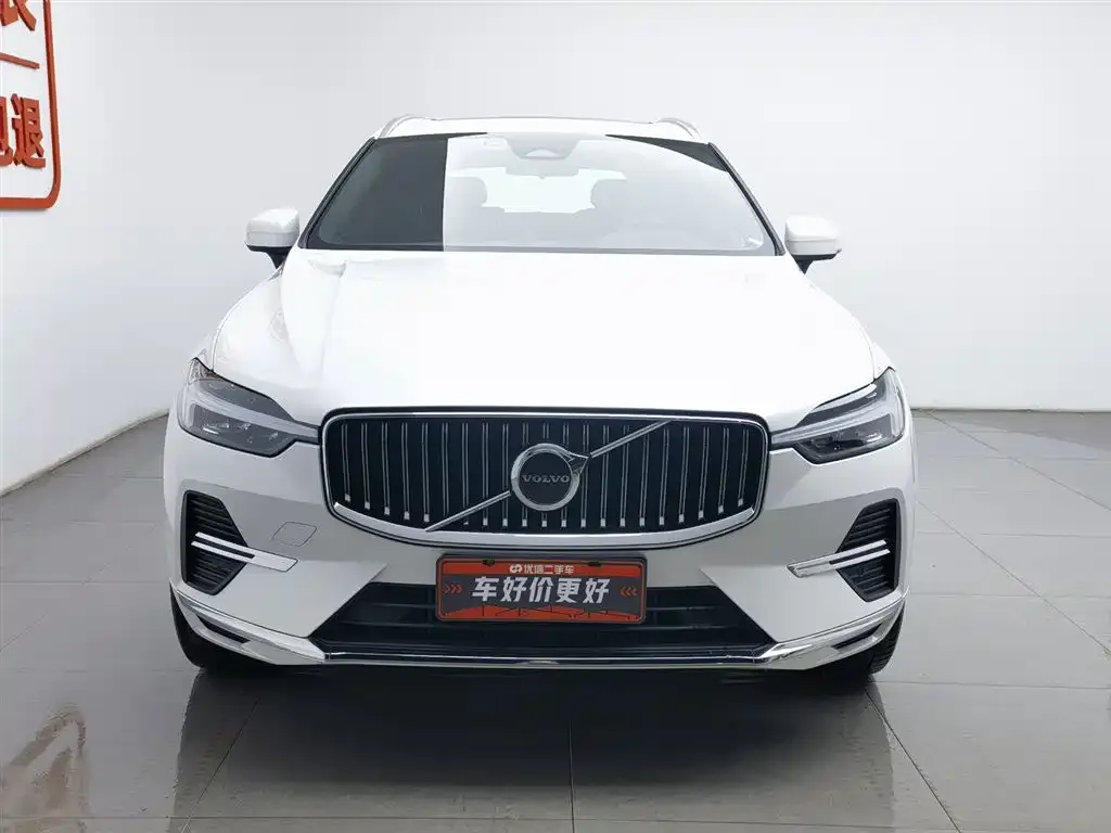 Volvo XC60 2023 из CN, фото 9