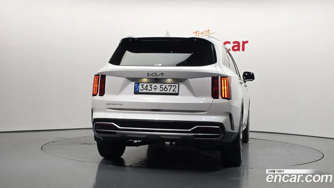 Kia Sorento — фото 9