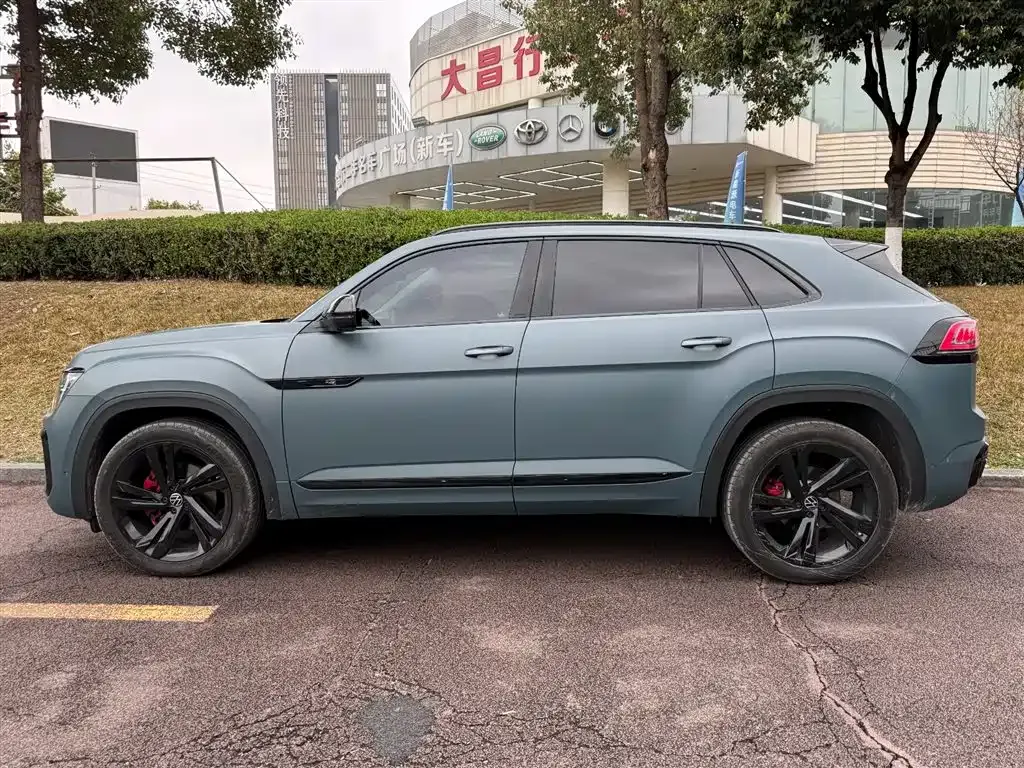 Volkswagen Teramont 2023 из CN, фото 6