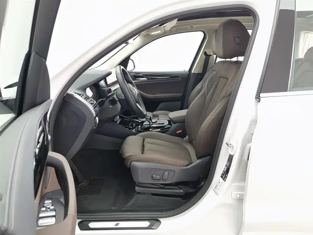 BMW X3 2024 из CN, фото 8