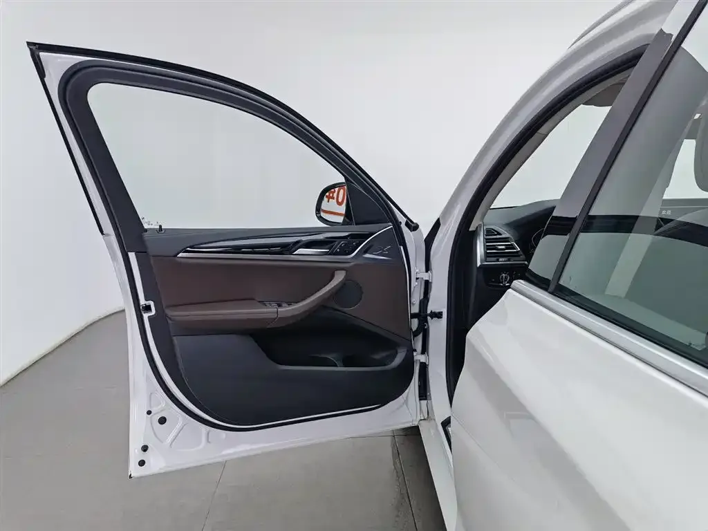 BMW X3 2024 из CN, фото 9