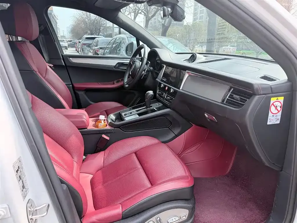 Porsche Macan 2025 из CN, фото 3