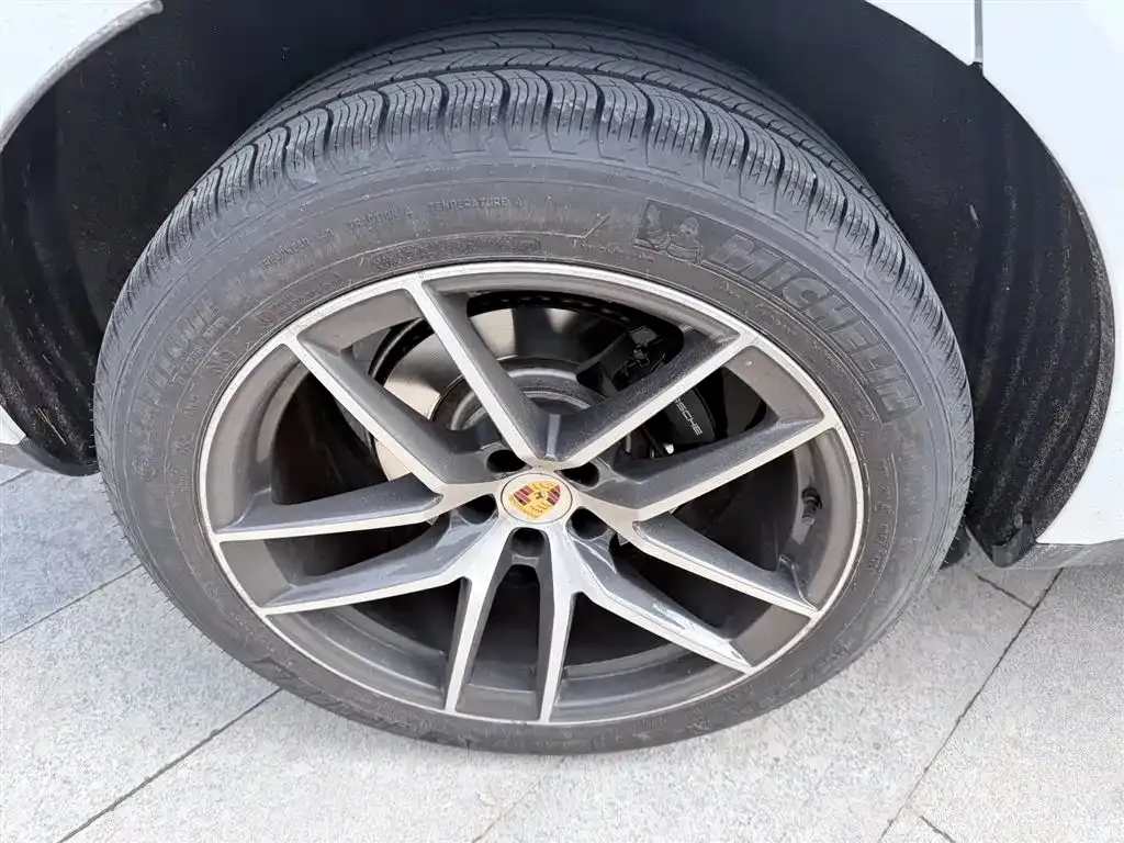 Porsche Macan 2025 из CN, фото 4