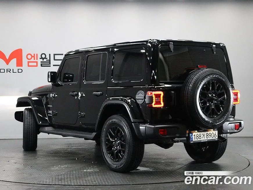 Jeep Wrangler 2024 из KR, фото 8