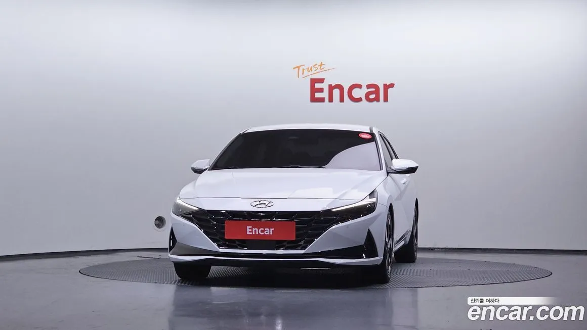 Hyundai AVANTE — фото 4