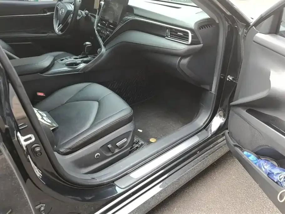 Toyota Camry 2021 из CN, фото 3