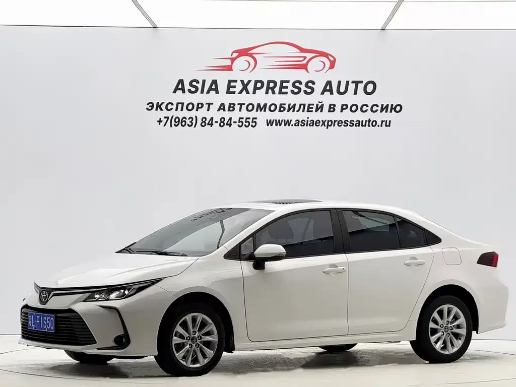 Toyota Corolla 2023 из CN, фото 1