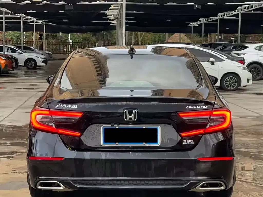Honda Accord — фото 5