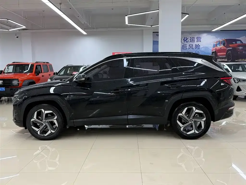 Hyundai Tucson 2023 из CN, фото 4