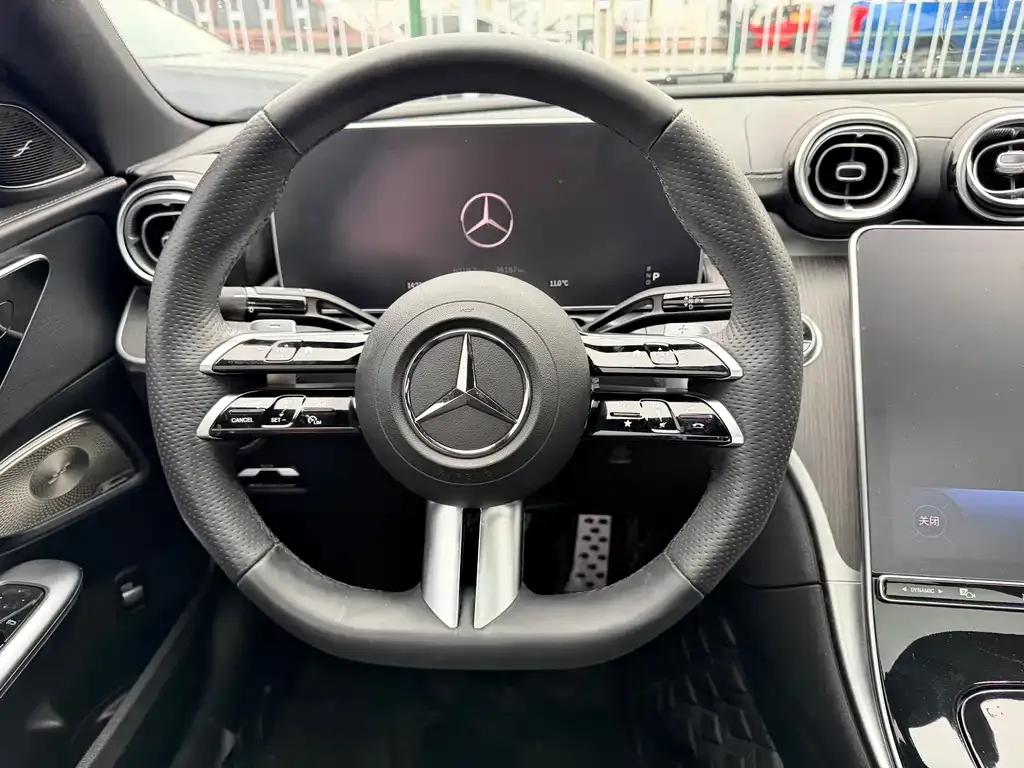 Mercedes-Benz C-Class — фото 10