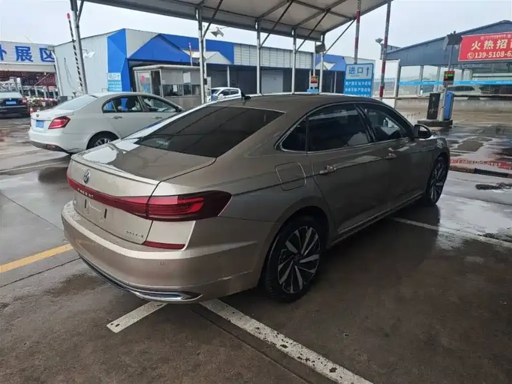 Volkswagen Passat 2022 из CN, фото 5