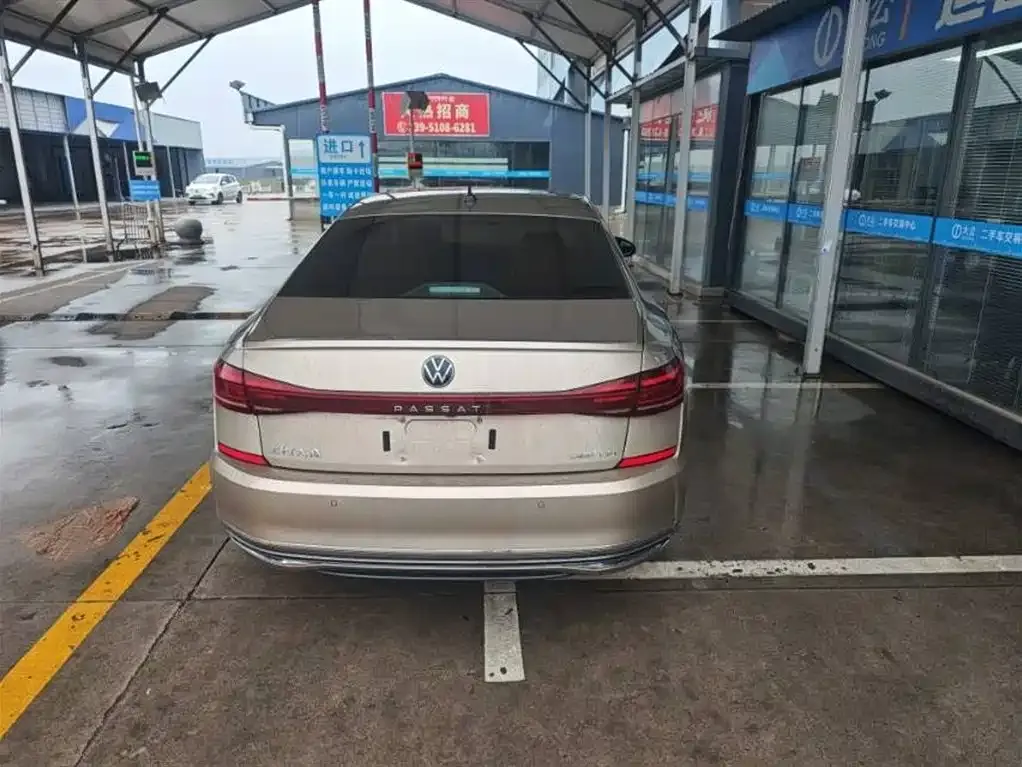 Volkswagen Passat 2022 из CN, фото 9
