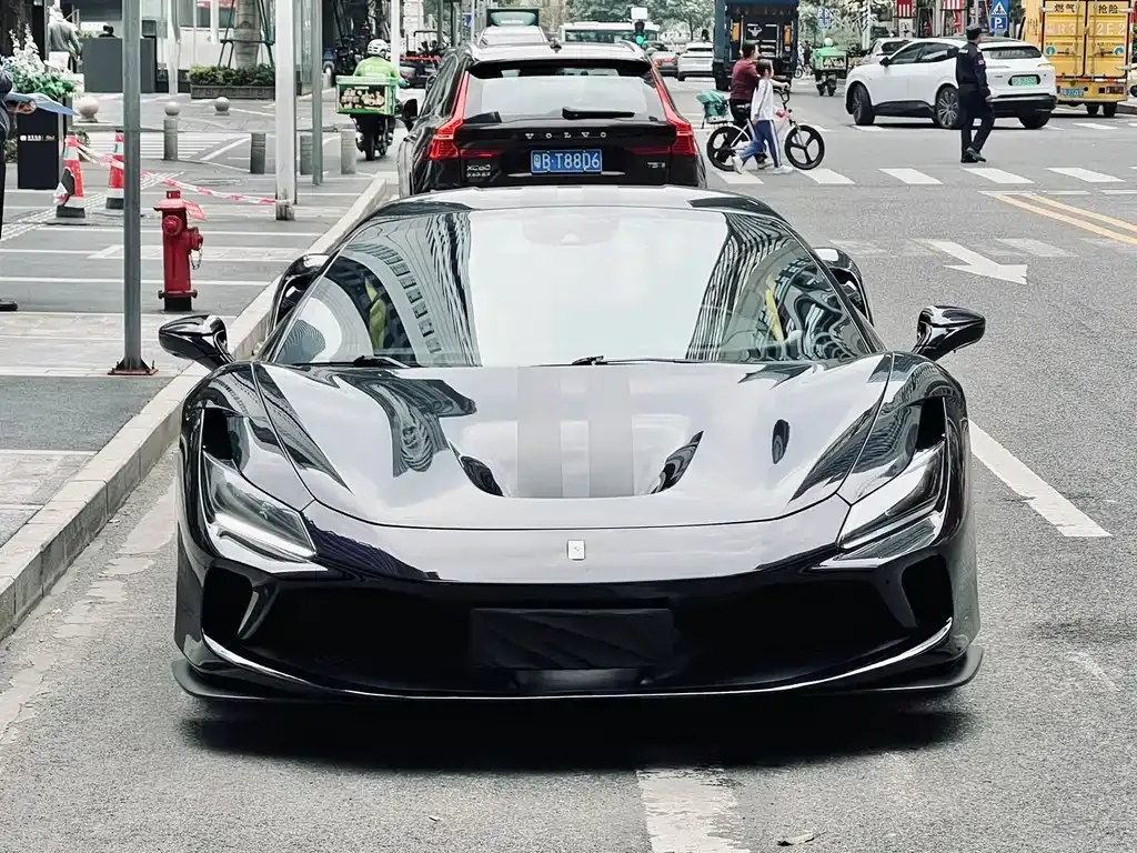 Ferrari F8 — фото 7